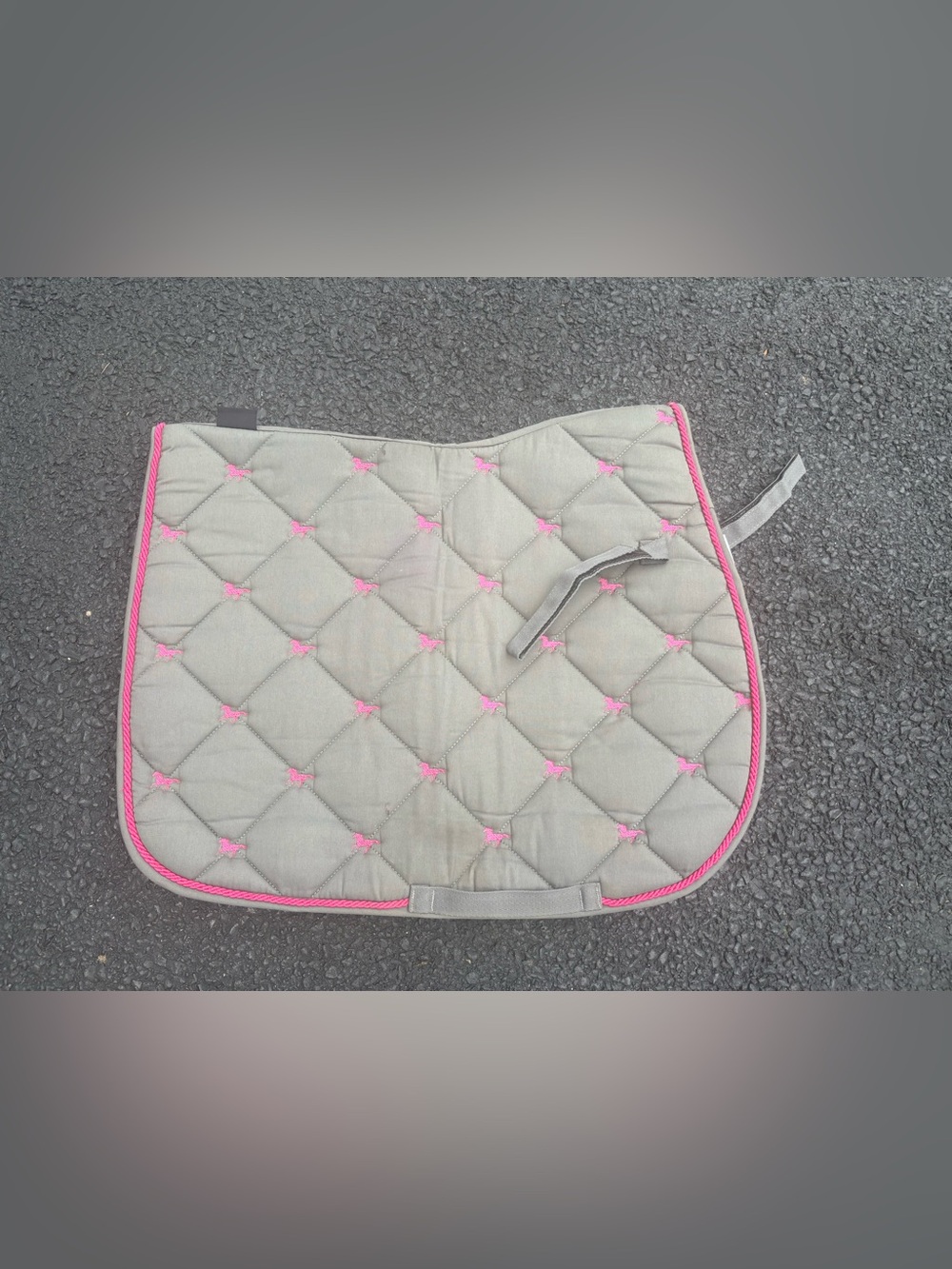 Quilted Saddle Pad in Gray with Pink Trim
